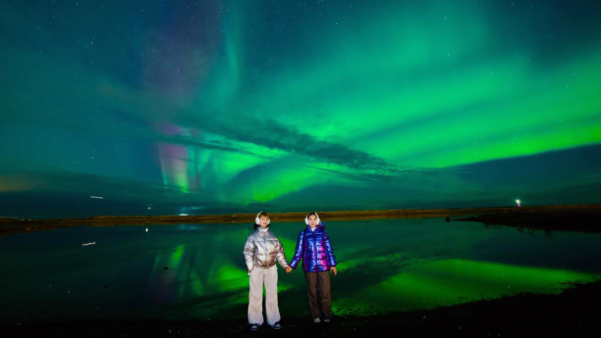 Đôi bạn thân đi du lịch 21 ngày qua 4 nước, chi nửa tỷ đến Iceland chỉ để săn cực quang