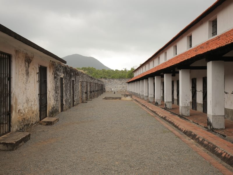 Nhà tù Côn Đảo