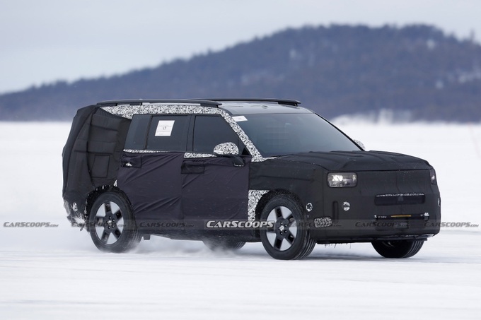 Hyundai Santa Fe 2025 tái xuất, xác nhận kiểu dáng giống Land Rover - 4