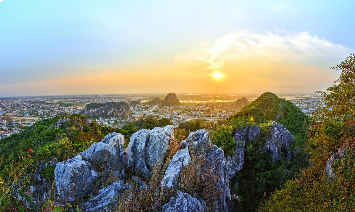 Núi Kim Sơn (Sacotravel