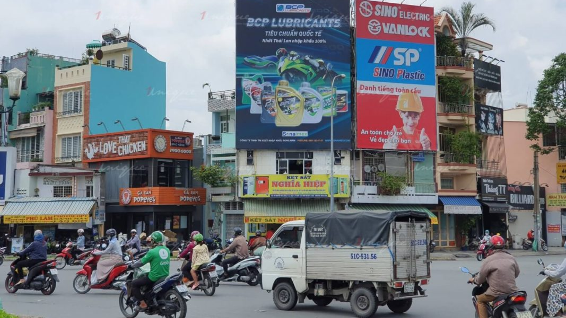 Hoạt động quản lý không đồng nhất gây khó khăn cho doanh nghiệp quảng cáo.