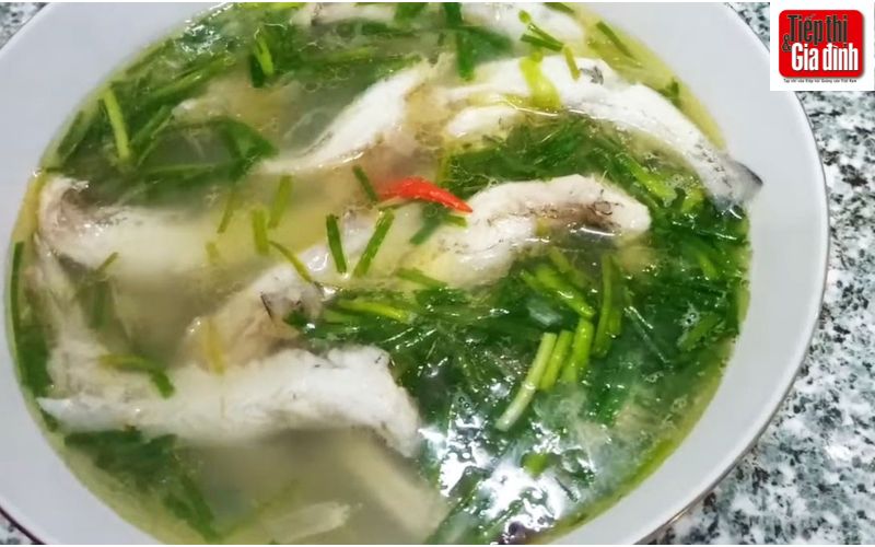 cach-nau-canh-ca-khoai-thi-la