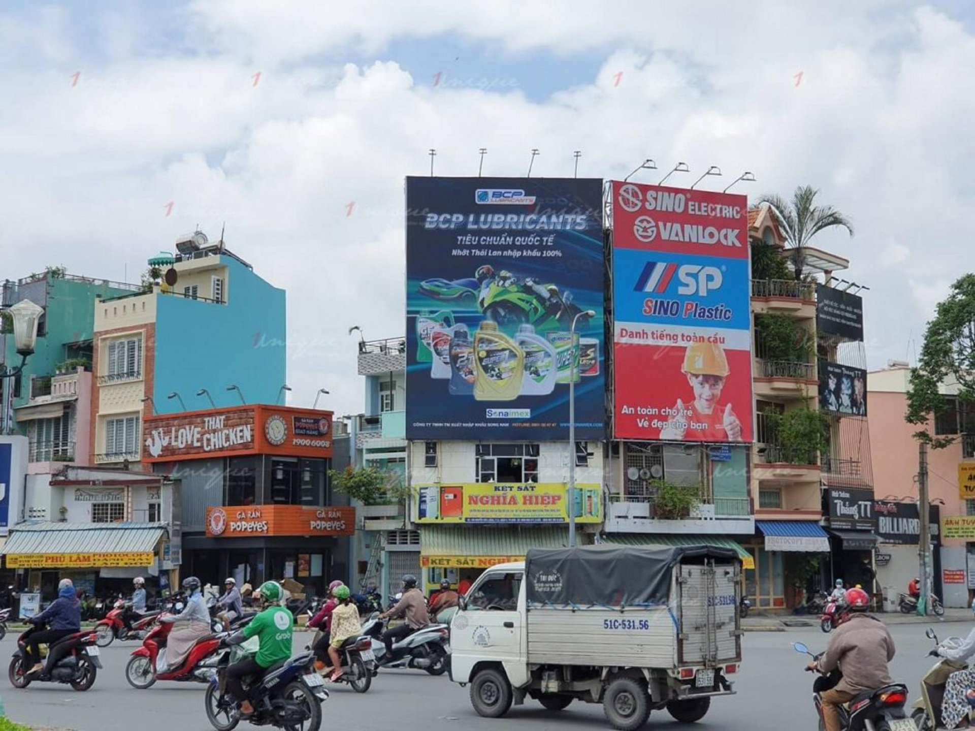 quang-cao-pano-cho-dau-nhot-sonaimex-1-1067x800