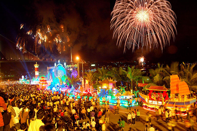 Carnaval Hạ Long pháo hoa
