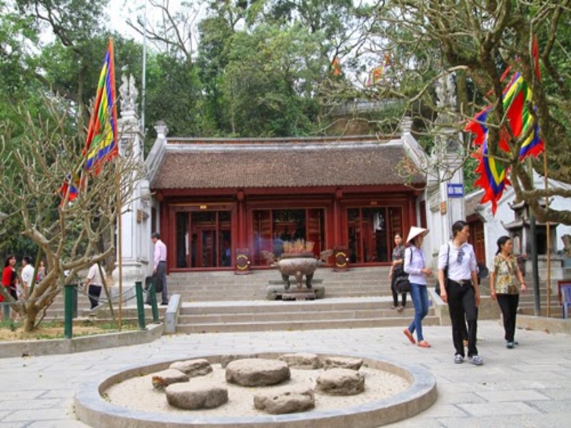 den-hung-phu-tho4