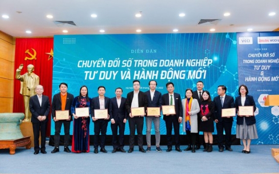 Top doanh nghiệp chuyển đổi số tiêu biểu năm 2022